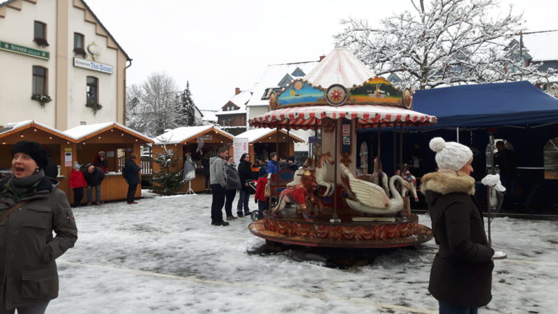 0 Lansam Füllt Sich Der Platz